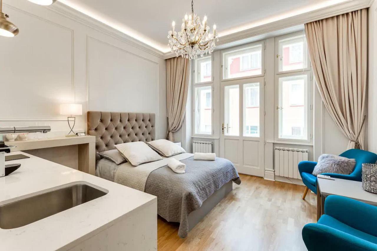Prague Centre Armani Apartment ภายนอก รูปภาพ