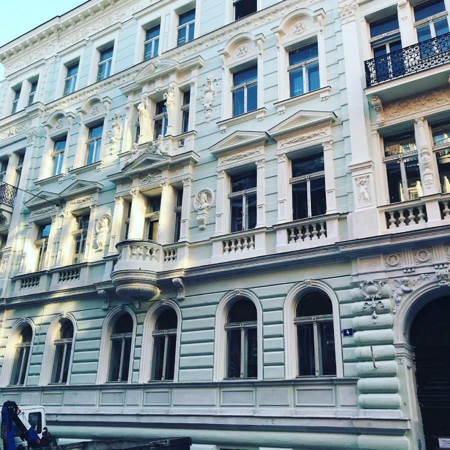 Prague Centre Armani Apartment ภายนอก รูปภาพ